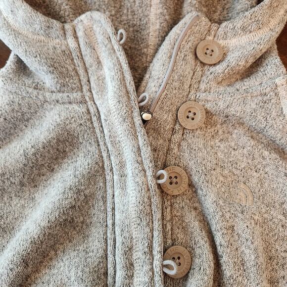 The North Face Women's Quarter Zip & Button Pullover Sweater Gray Heather Size S - Picture 3 of 8